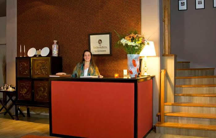 Las Bayas Home Suites Esquel Exterior foto